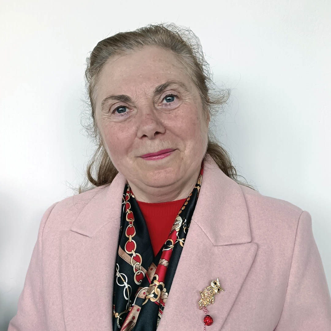 Преподаватель курса бухгалтерии Лучия Фокша