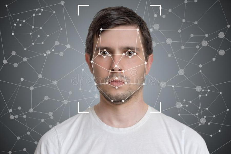 Un t&acirc;năr de la UTM a elaborat un sistem electronic de recunoaștere facială